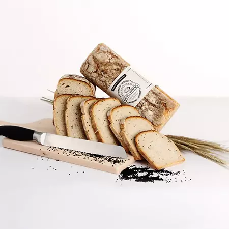 Wiejski Bochenek Chleb żytni z czarnuszką